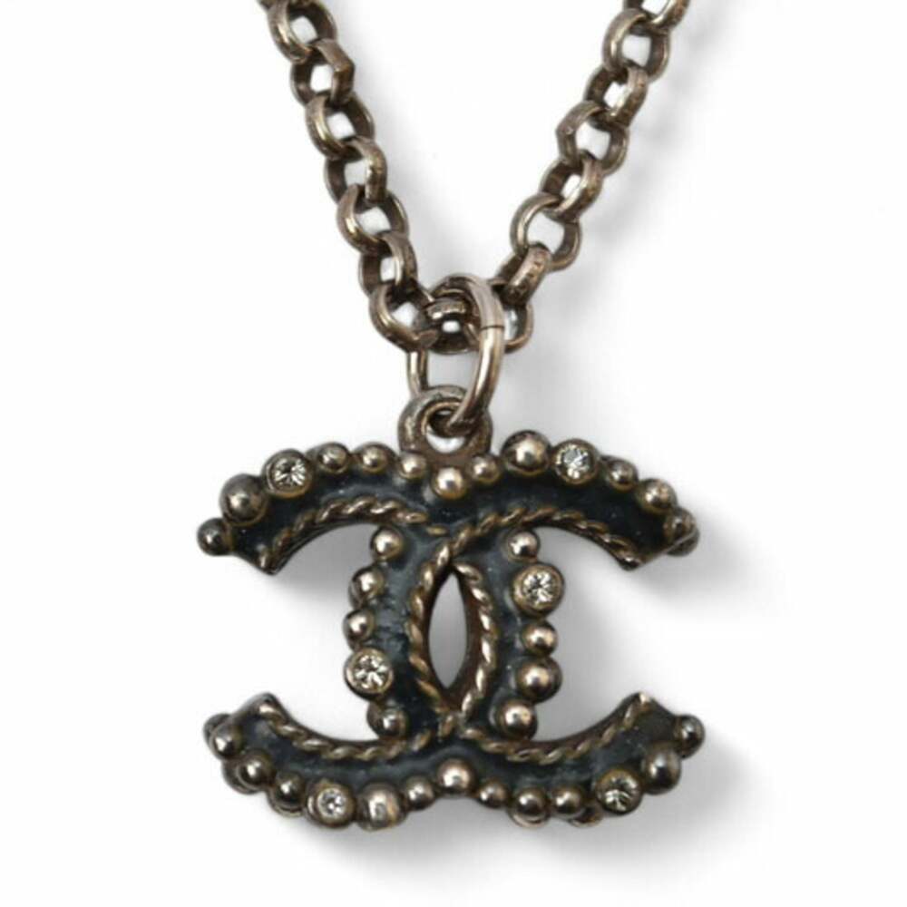 Chanel Pendant Necklace Gold And #208385C87B